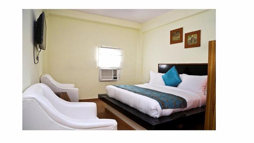 Hotel Aravali Heights Alwar Buitenkant foto