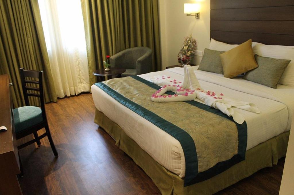 Hotel Aravali Heights Alwar Buitenkant foto